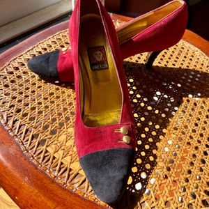 VINTAGE Anne Klein suede pumps, 1980’s